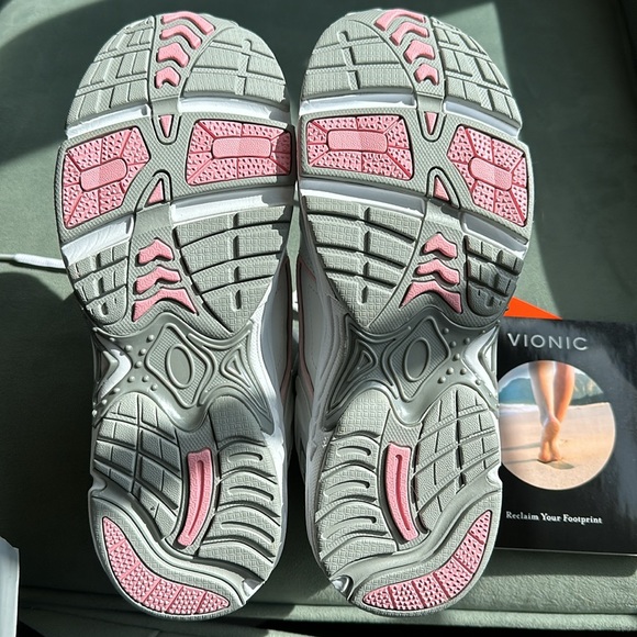 Vionic 23Walk Walking Shoe - Women's NWT White Leather Pink Blue new in Box - Picture 5 of 11